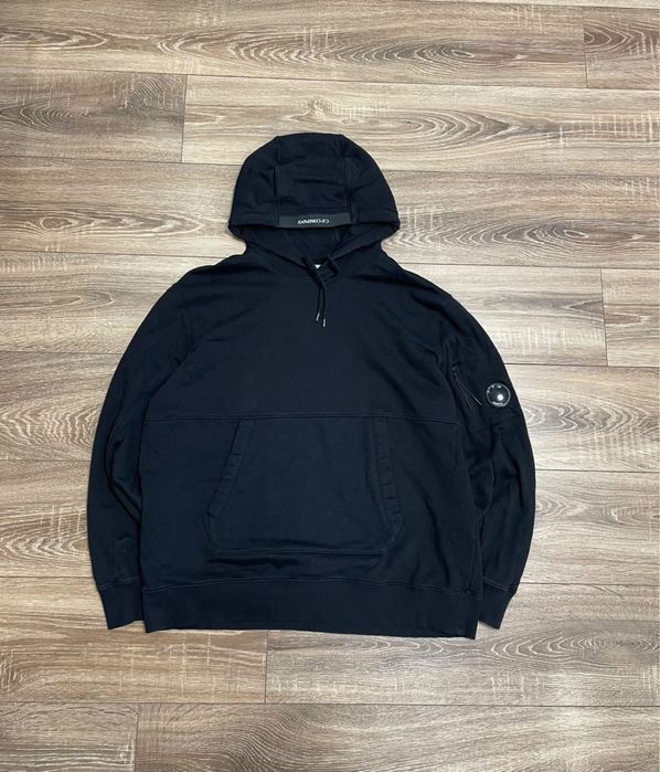 Продам кофту Cp.company