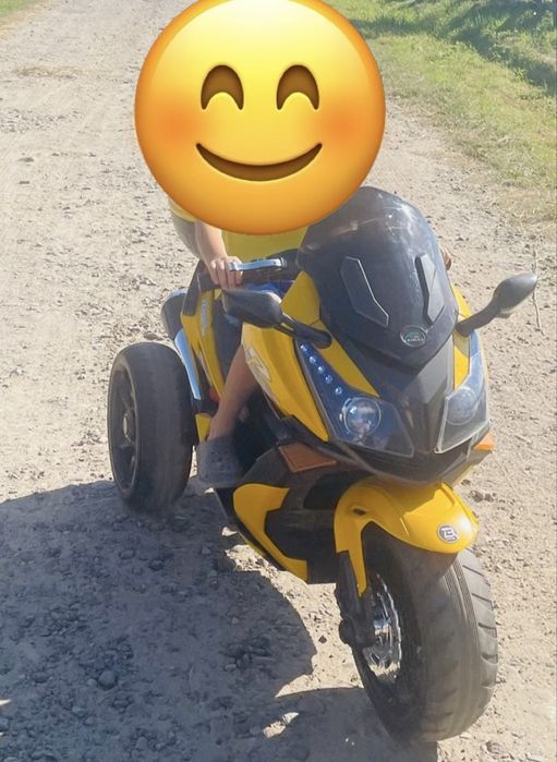 Дитячий мотоцикл