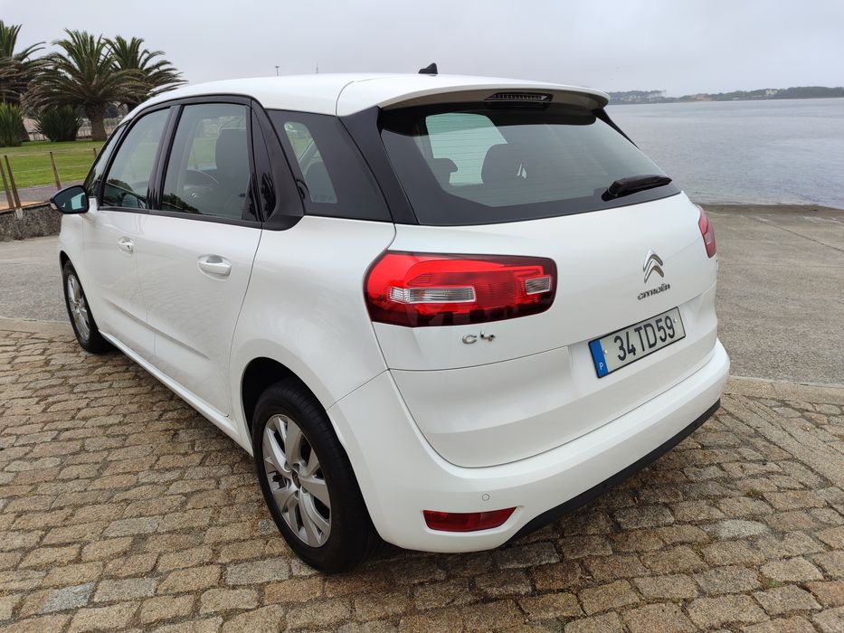 Citroen C4 Picasso 1.6 HDI com 120cv em muito bom estado