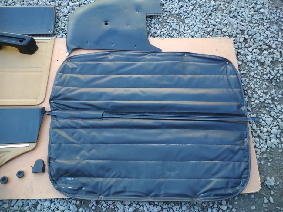 Задня панель Москвич