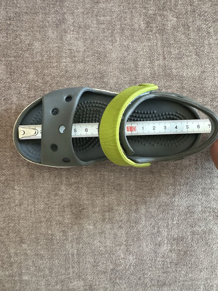 Sandały Crocs C9