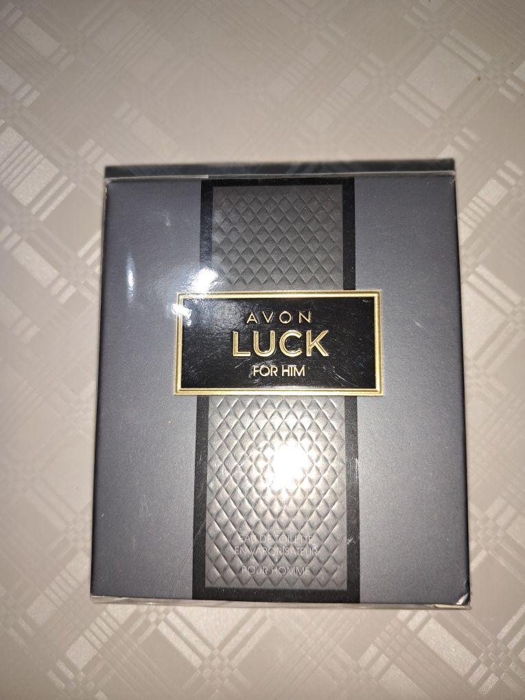 Woda toaletowa Avon Luck męska o pojemności 75ml