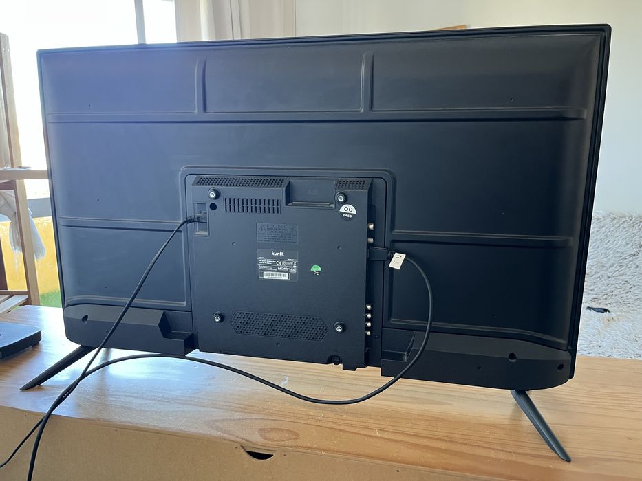 TV KUNFT K7613X40H (Full HD - 40'' - 102 cm)