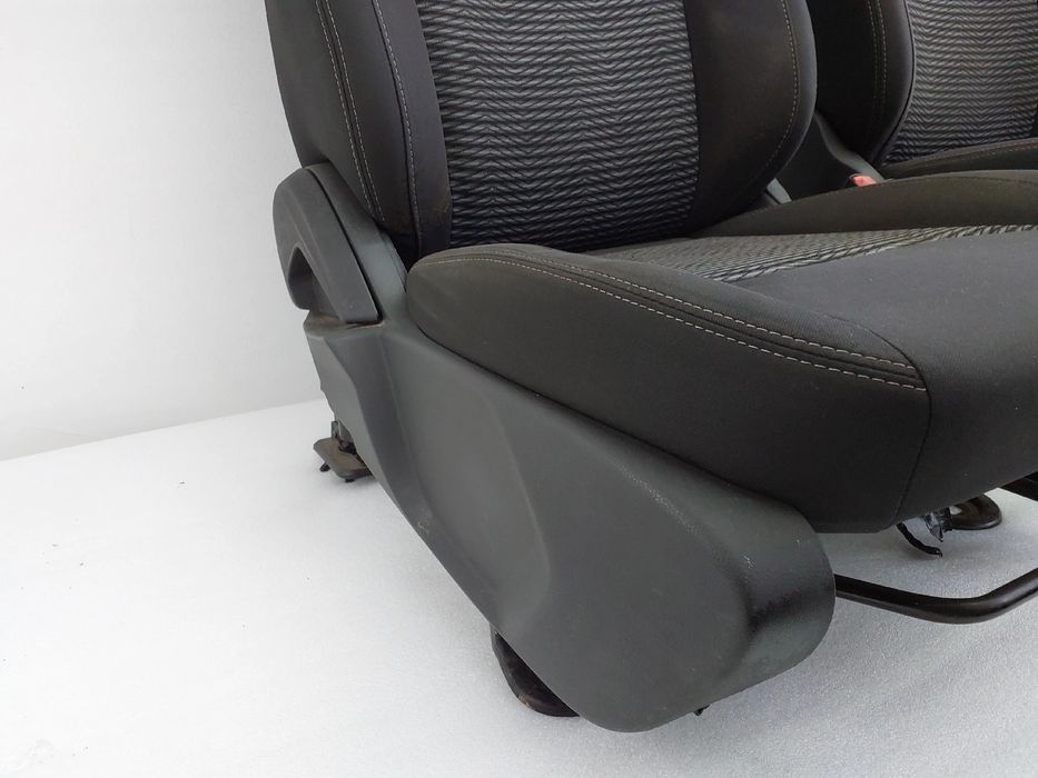 Conjunto de bancos FORD Ka+