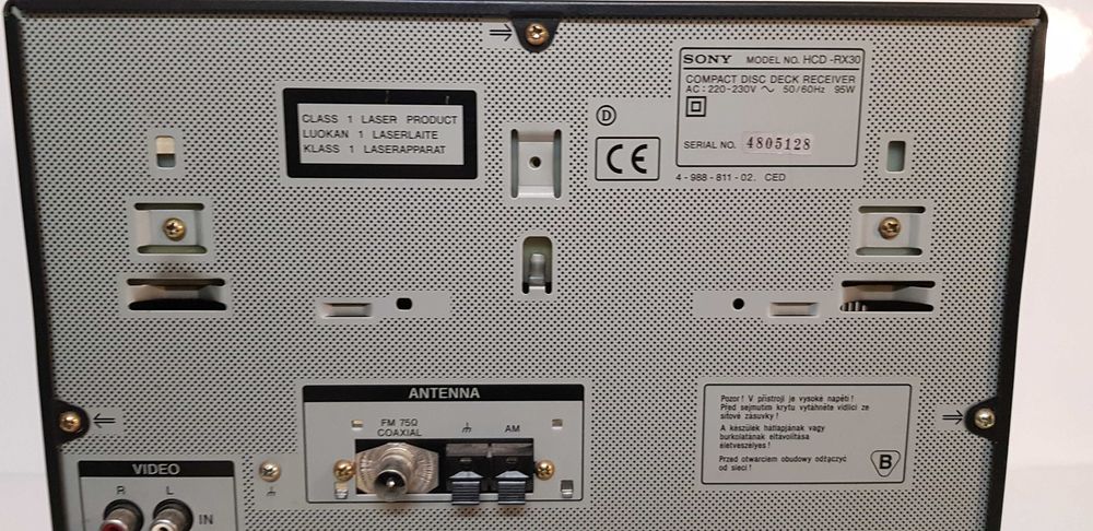 Wieża sony HCD-RX30 , używana, nie w pełni sprawna