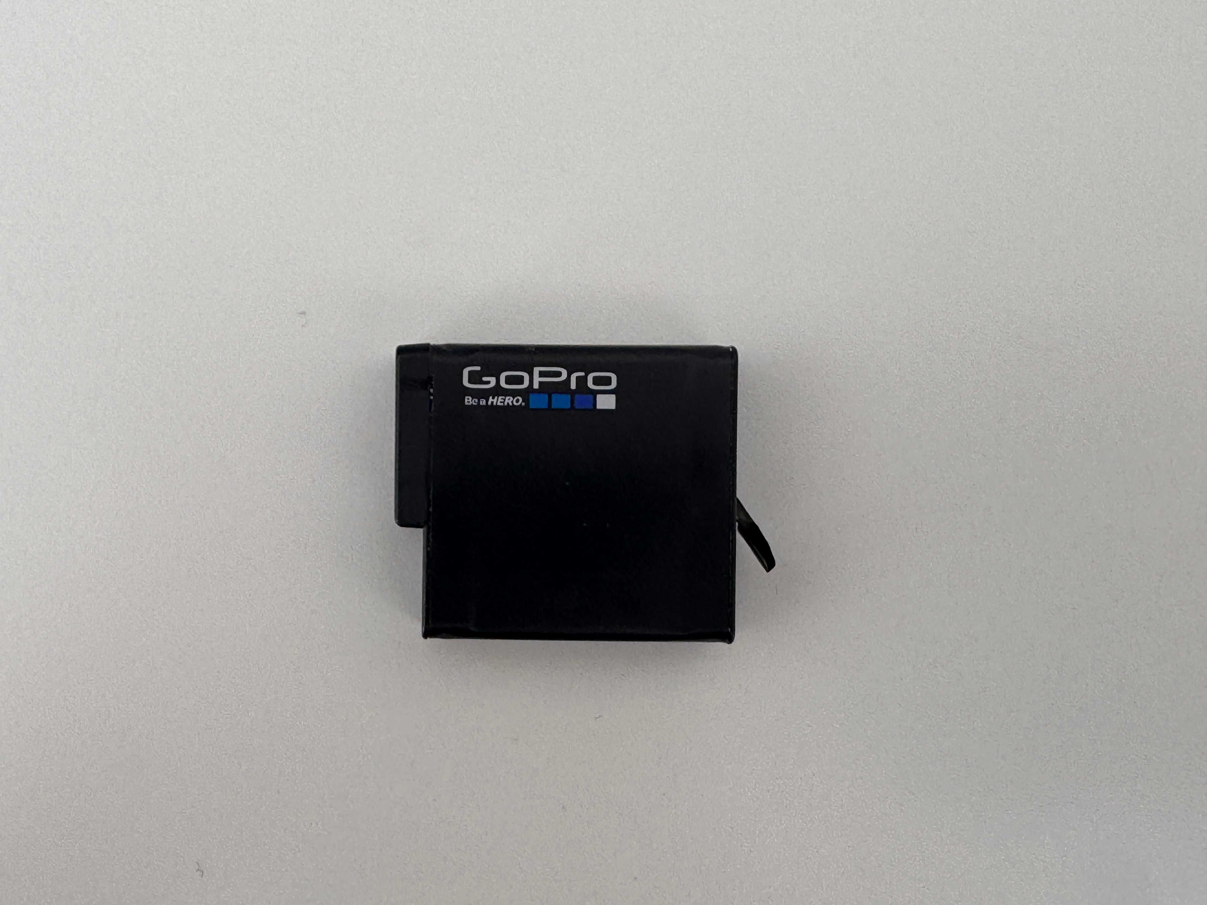 Carregador de bateria duplo + 2 baterias GoPro