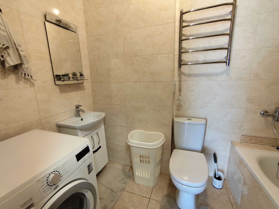 Продаж 1-кімнатна квартира з ремонтом!