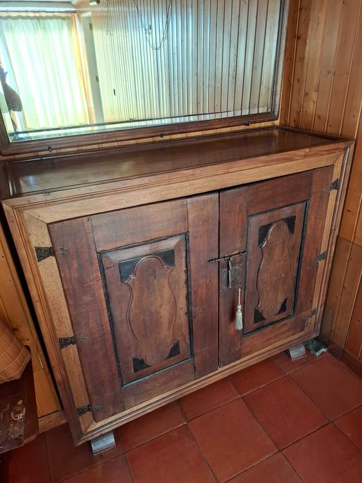 Armário Chinês Vintage 1960s