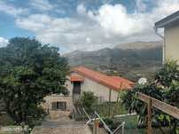 Moradia T4 para venda