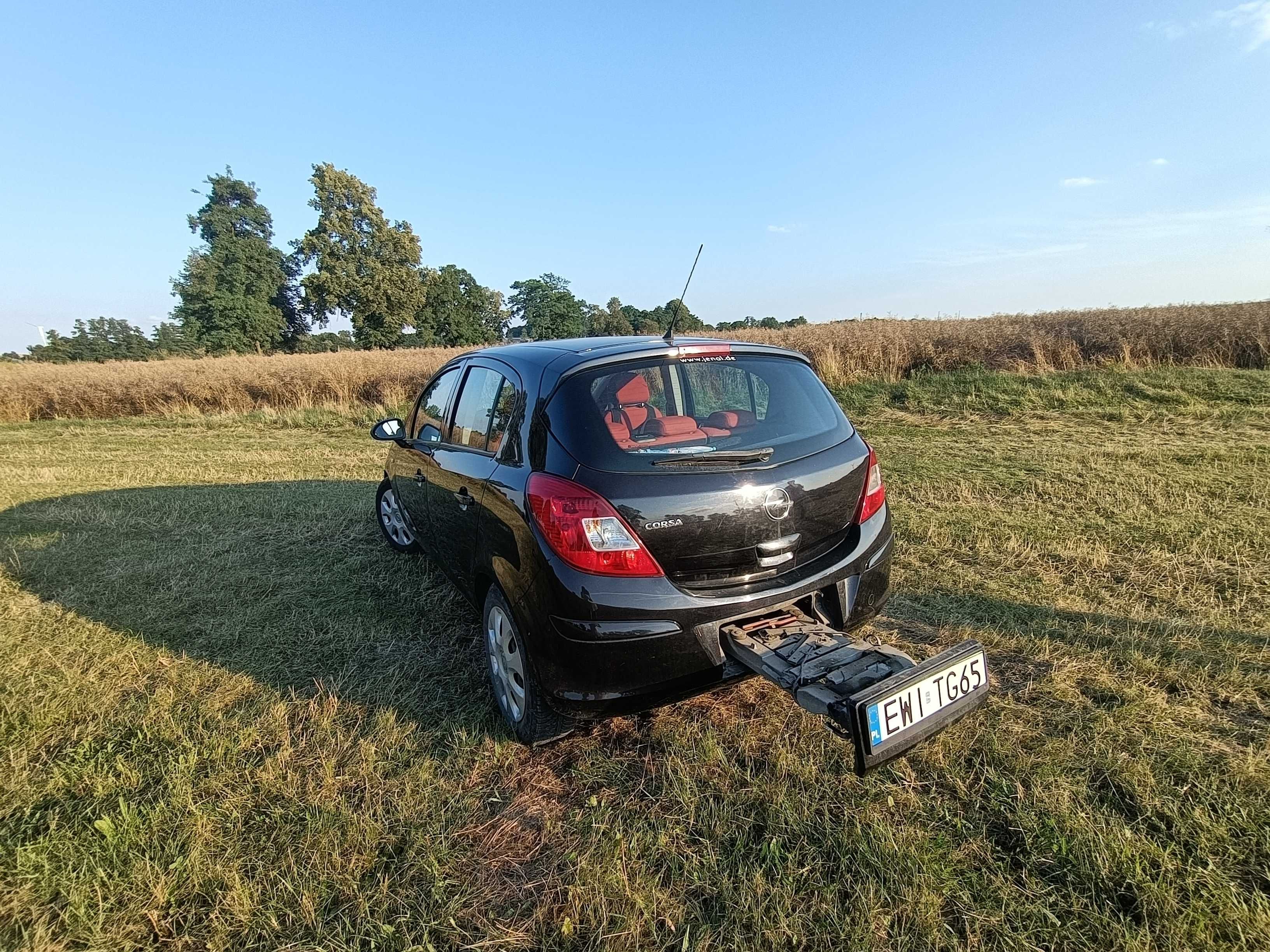 Opel Corsa 1.2 benzyna stan bardzo dobry