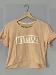 Różowy t-shirt