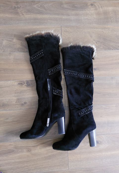 Зимние сапоги ботфорты