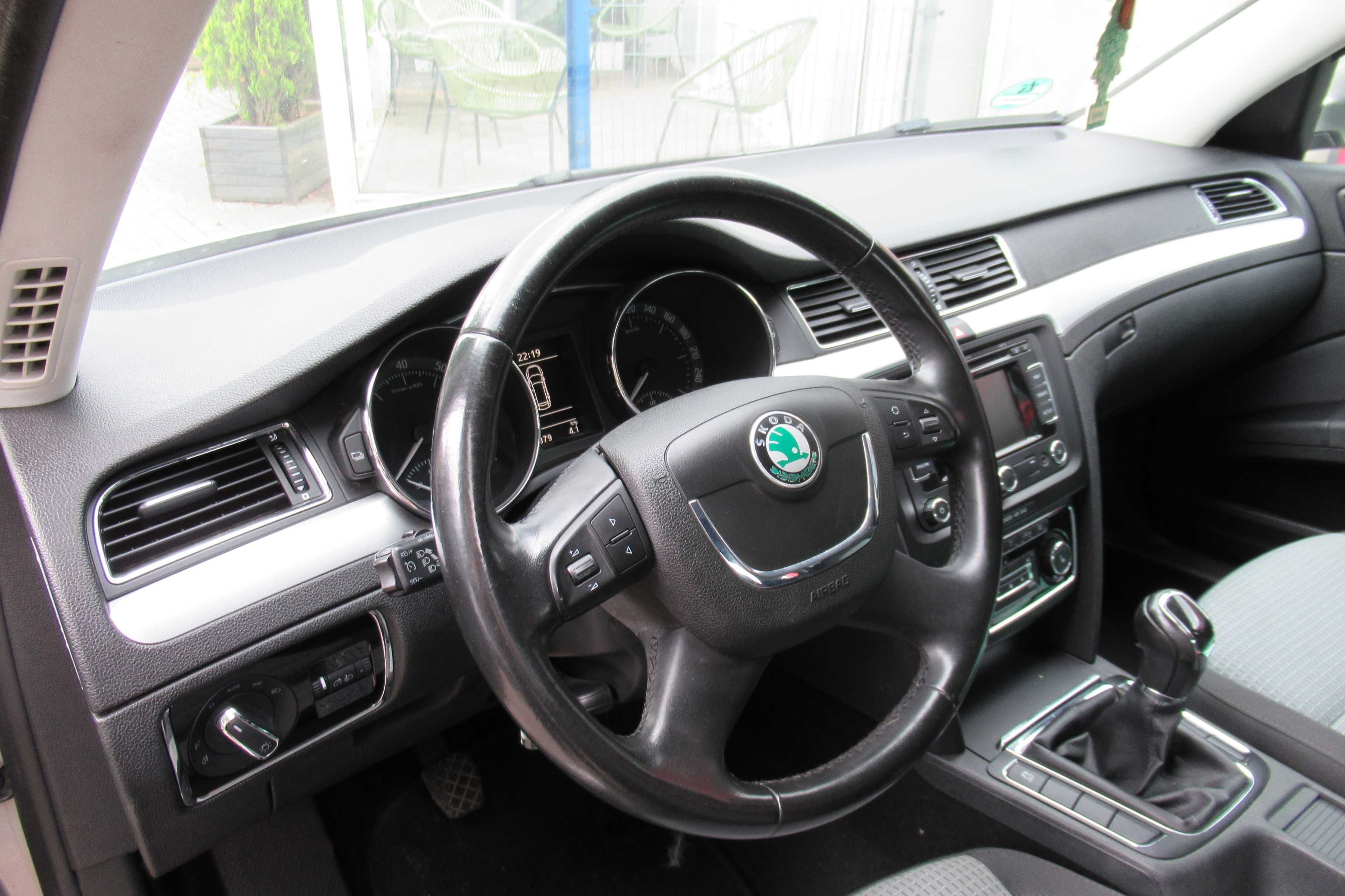 Skoda Suberb 2 II 1.8 benzyna 2010r kombi bardzo ładna wersja manual
