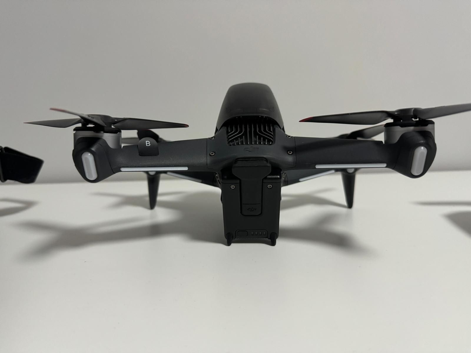 Dron DJI FPV Combo