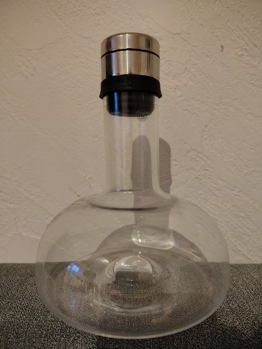 Karafka napowietrzająca  do wina wody Menu Norm