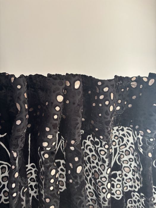 Cortinados veludo arvores com transparência Gato Preto 25€ cada