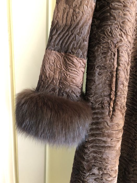 Karakuły dlugie futro