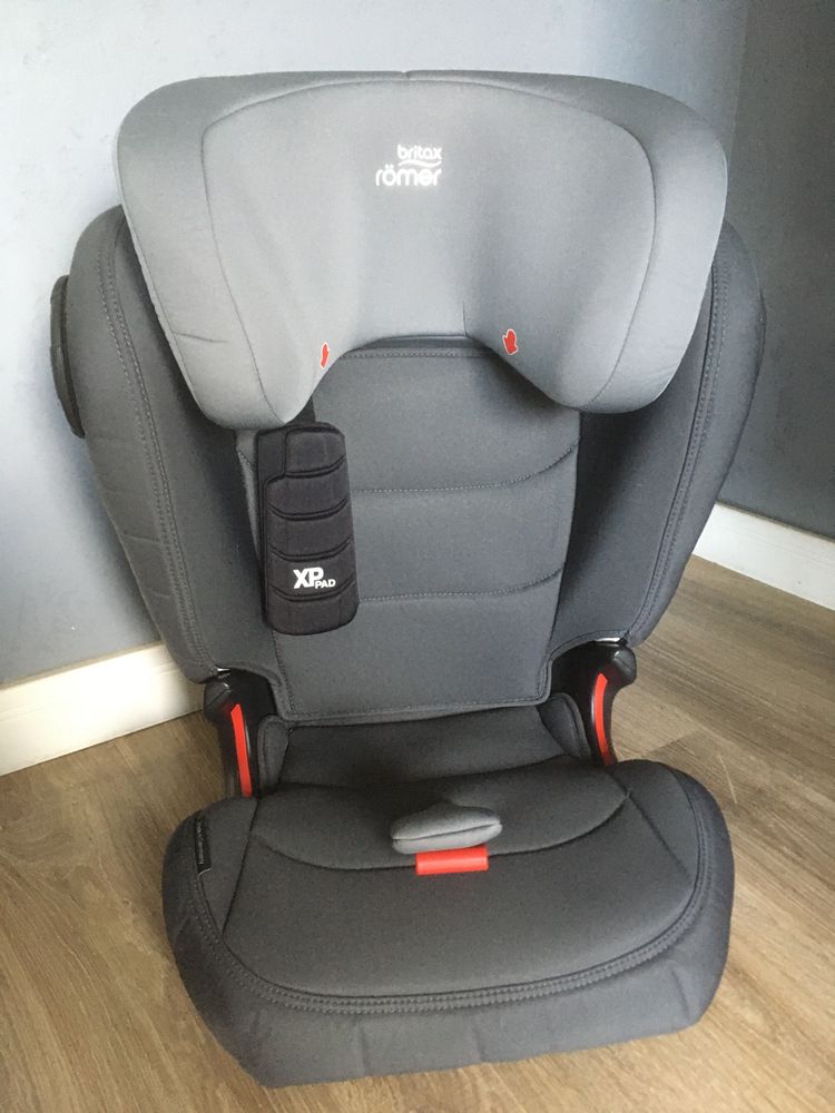 Britax Romer Kidfix III S 15-36kg