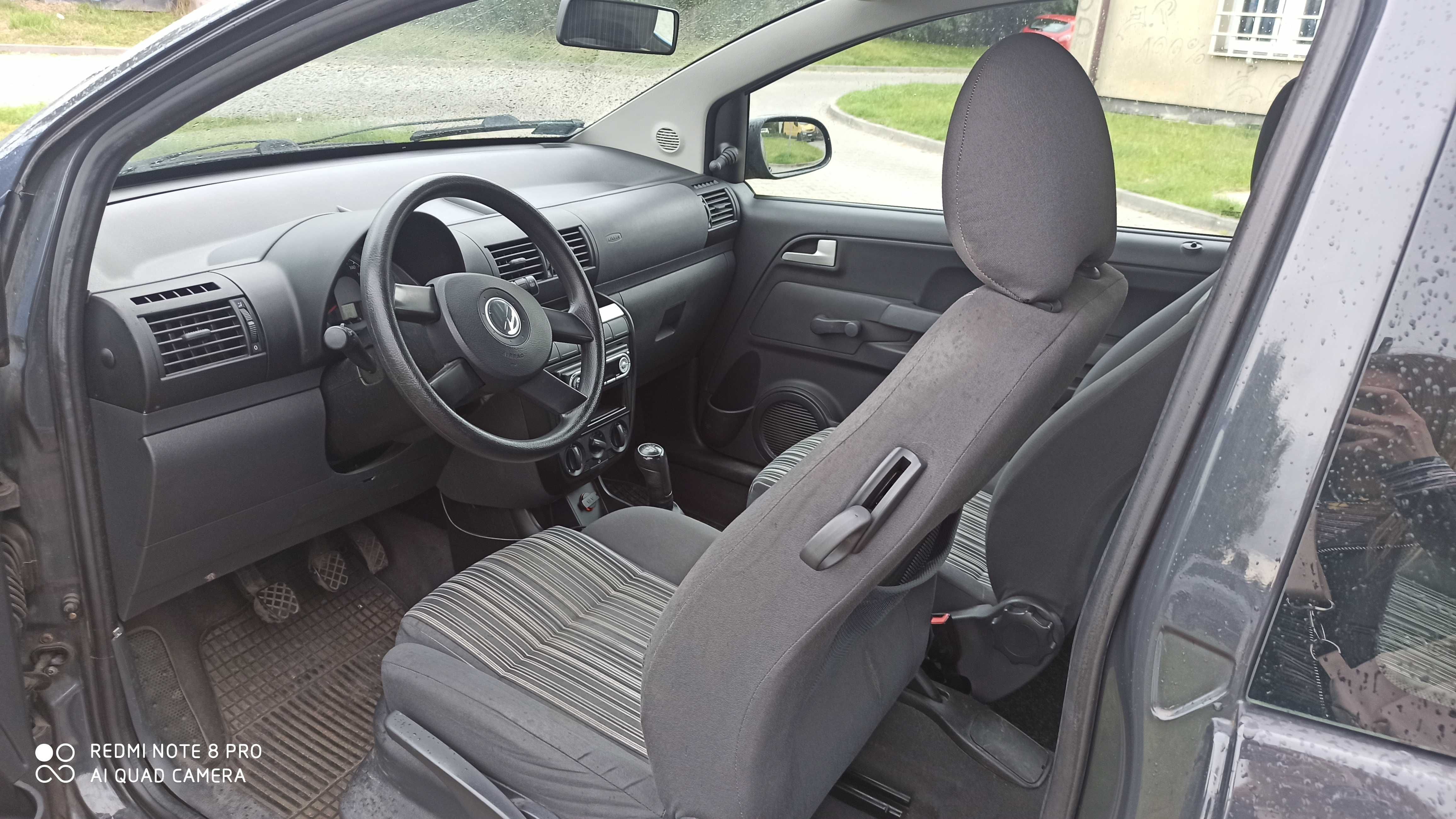 Sprzedam Volkswagena Fox 1.2