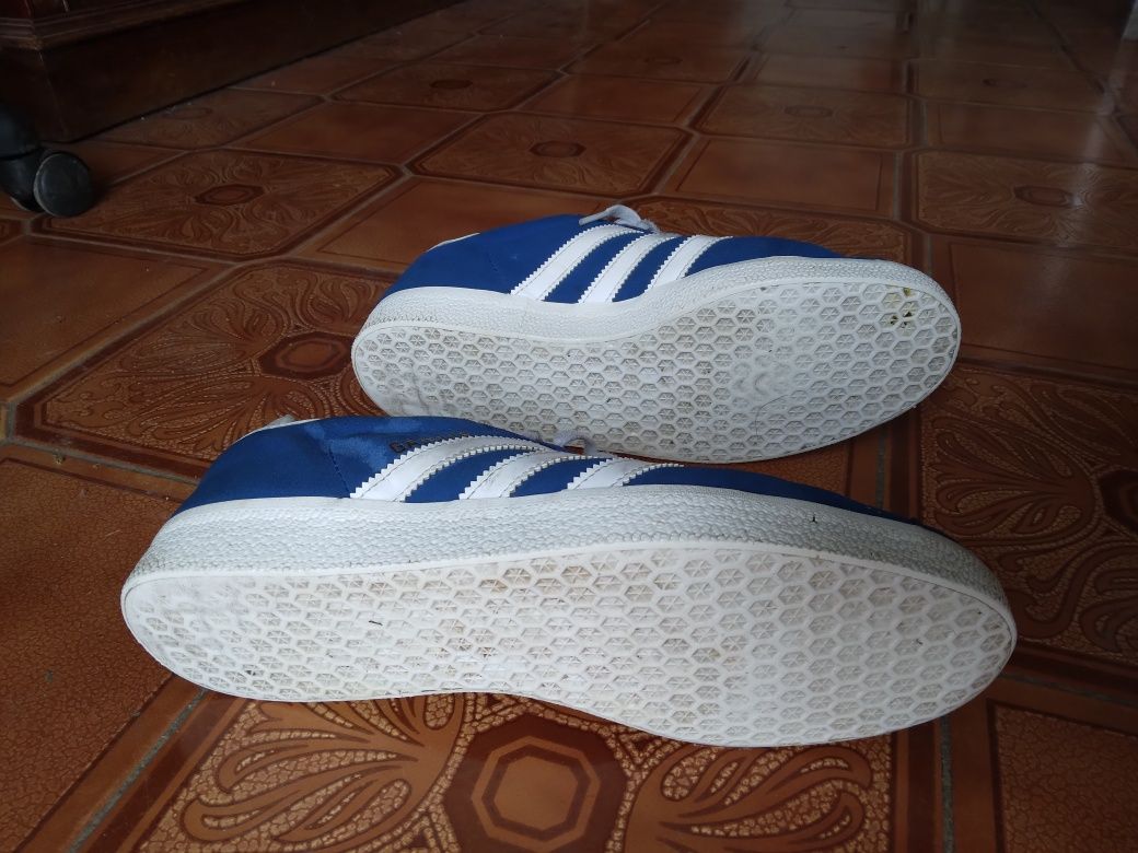 Ténis adidas CAZELLE azul n42