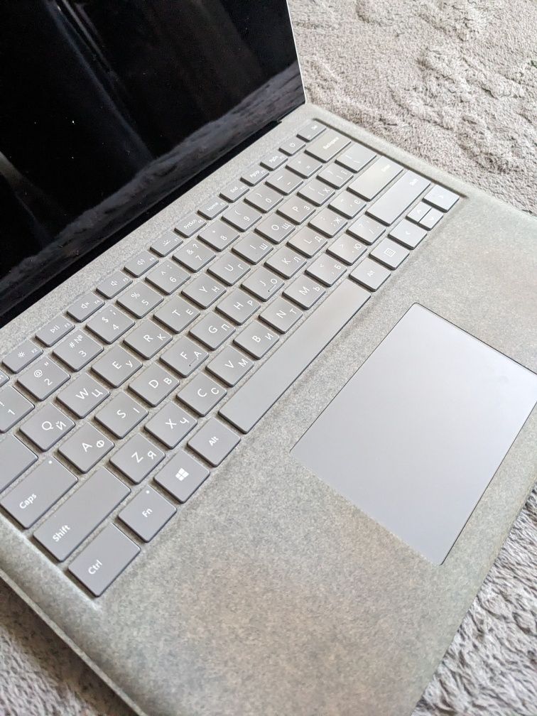 Акція! Ноутбук Microsoft Surface Laptop 2