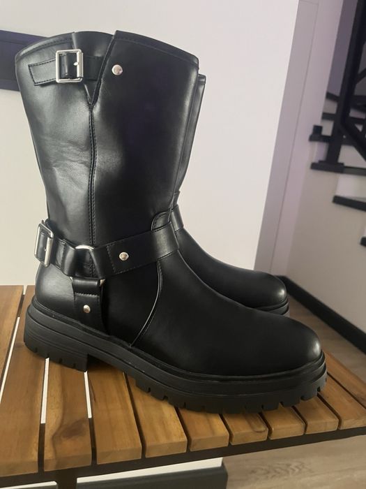 Продам гарні нові жіночі ботинки нідерландськоі фірми The Sting