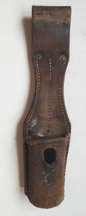 Багнет на Маузер 98К на килим або запчастини