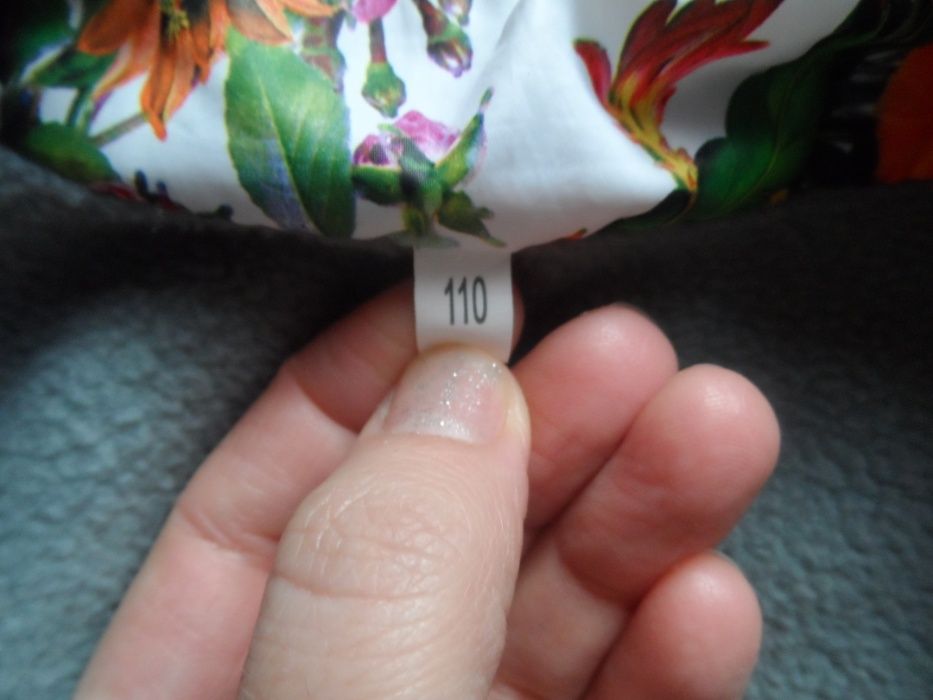 Продам курточку для дівчинки демі