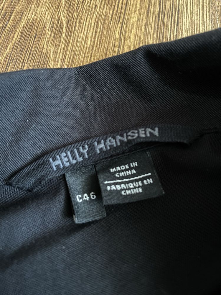 Джинсова куртка helly hansen