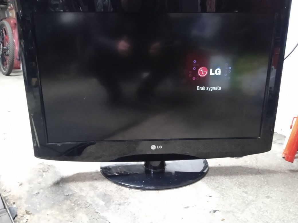 Telewizor 32 całe sprawny
