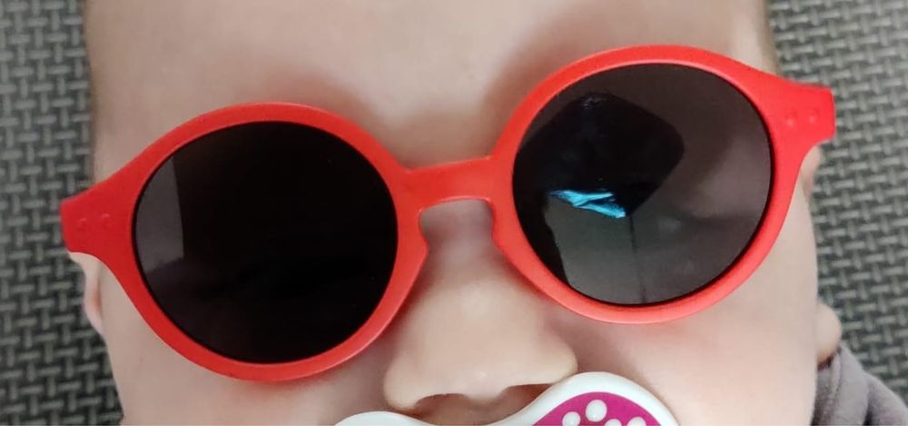 Izipizi baby okularu przeciwsłoneczne czerwone