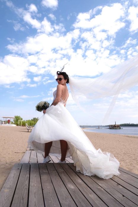 Свадебное платье