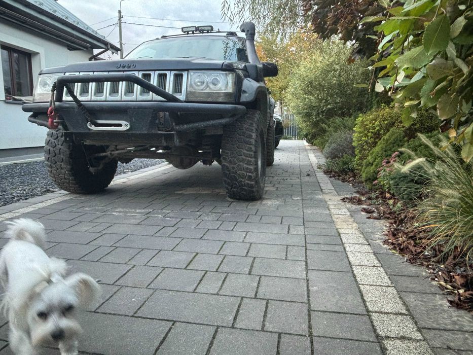 Jeep Cherokee 4l gaz terenowy 93r