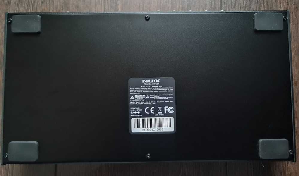 NUX MG-30 - Cyfrowy multiefekt gitarowy