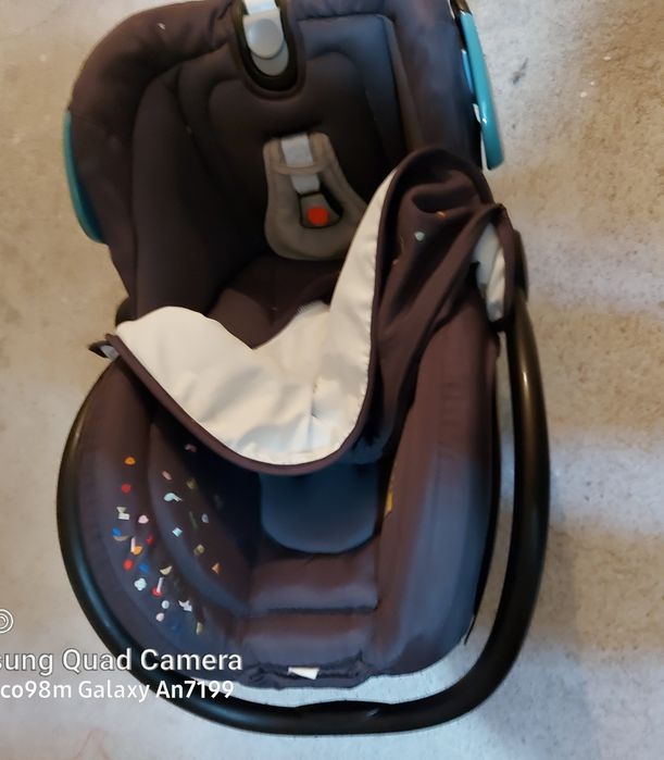 Carrinho de bébé confort