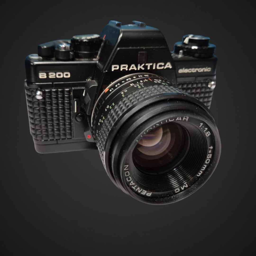 Praktica B200 Electronic z obiektywem Pentacon 50mm f/1.8MC B51/051950
