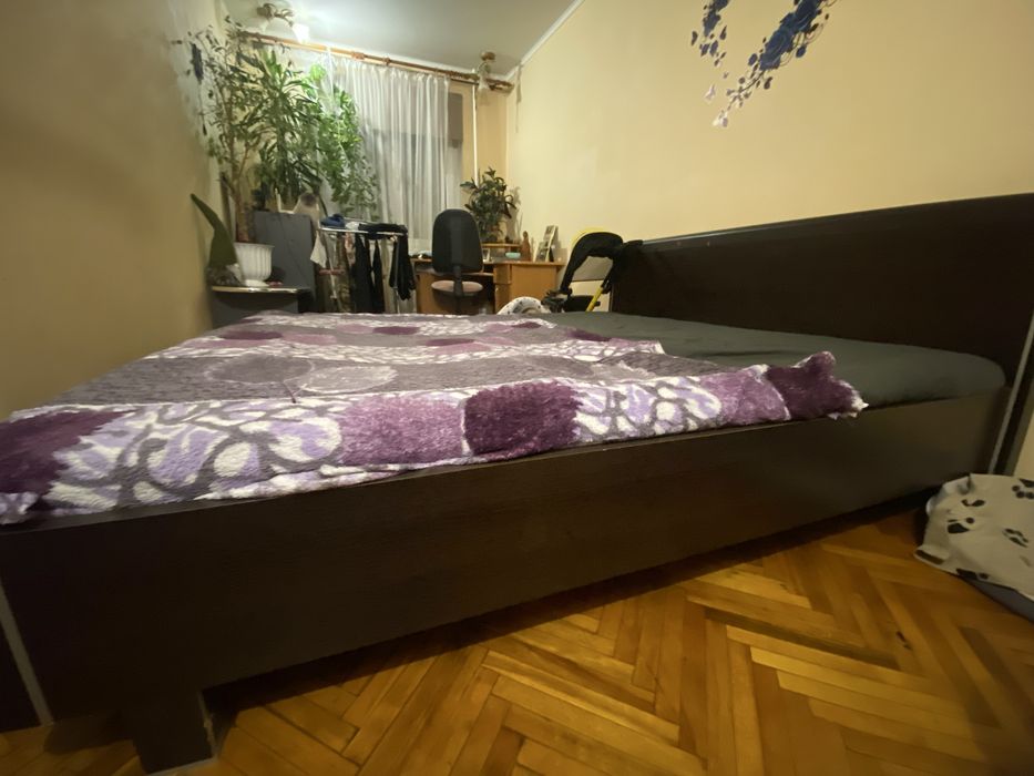 Каркас дерквяного ліжка