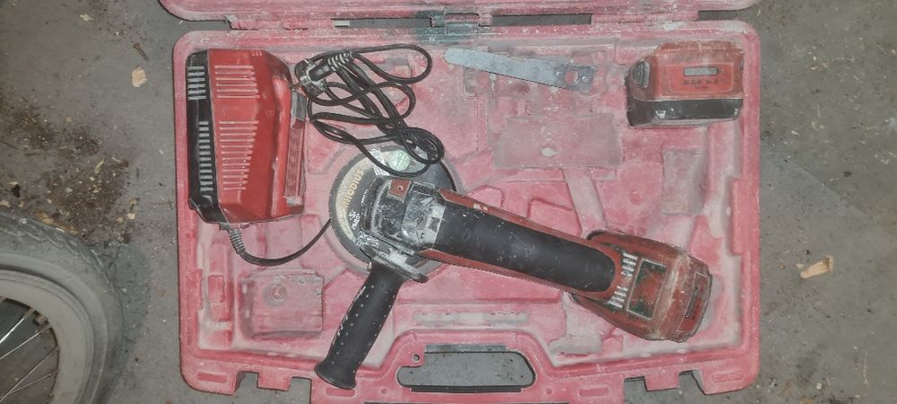 Szlifierka kątowa akumulatorowa Hilti Ag 125-A22