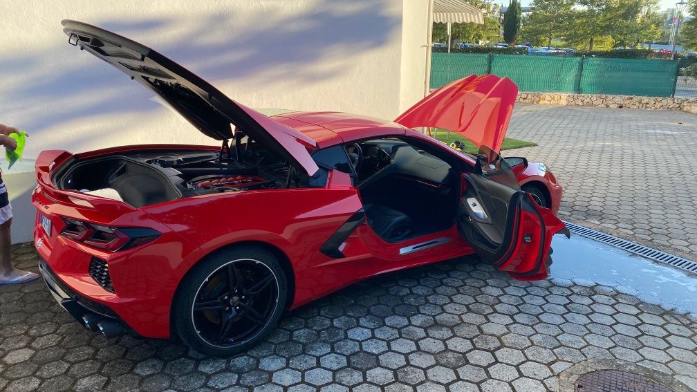 Chevrolet Corvette C8 Z51 matrícula portuguesa