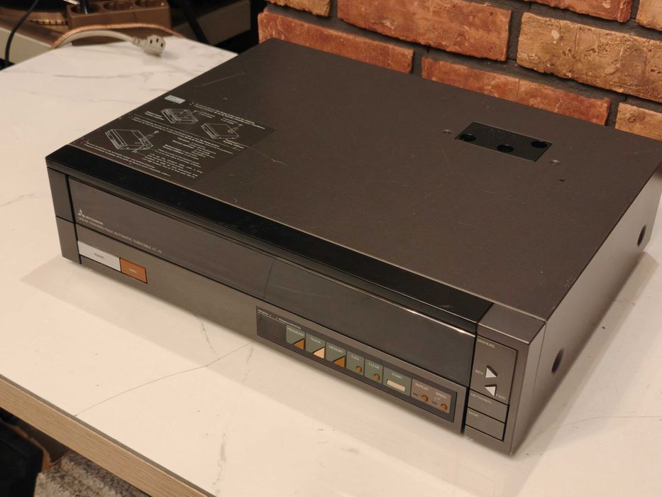 MITSUBISHI LT-70 ! Gramofon linearny ! Rzadkość