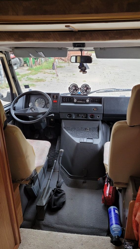 Mercedes mb100 kamper