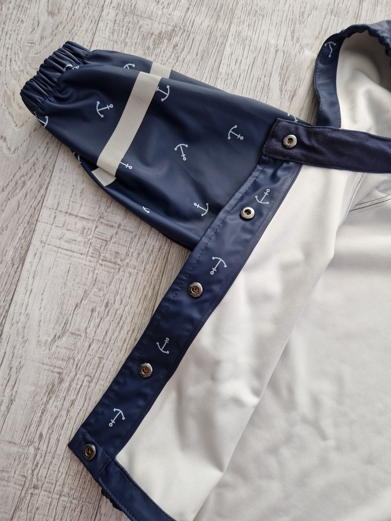 Куртка (дощовик) дитяча від H&M 80см