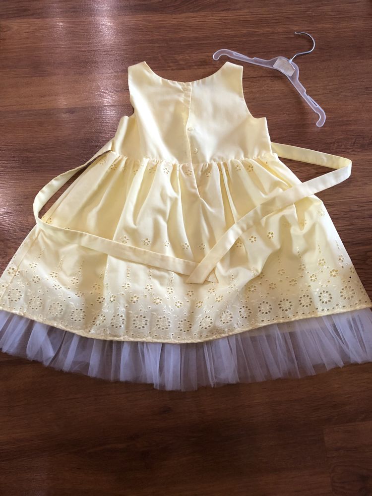 Наряжное платье для девочки
