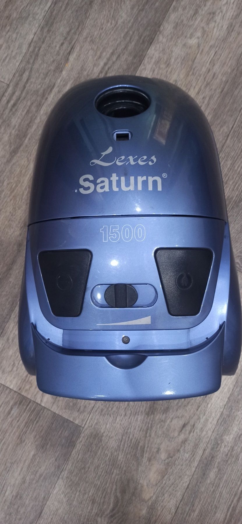 Пылесос Saturn..