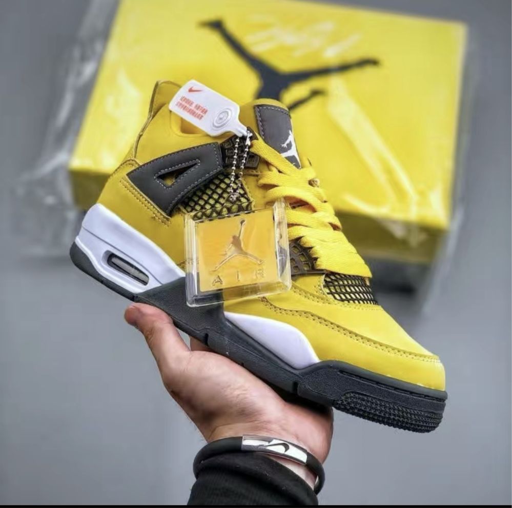 Buty  Jordan 4