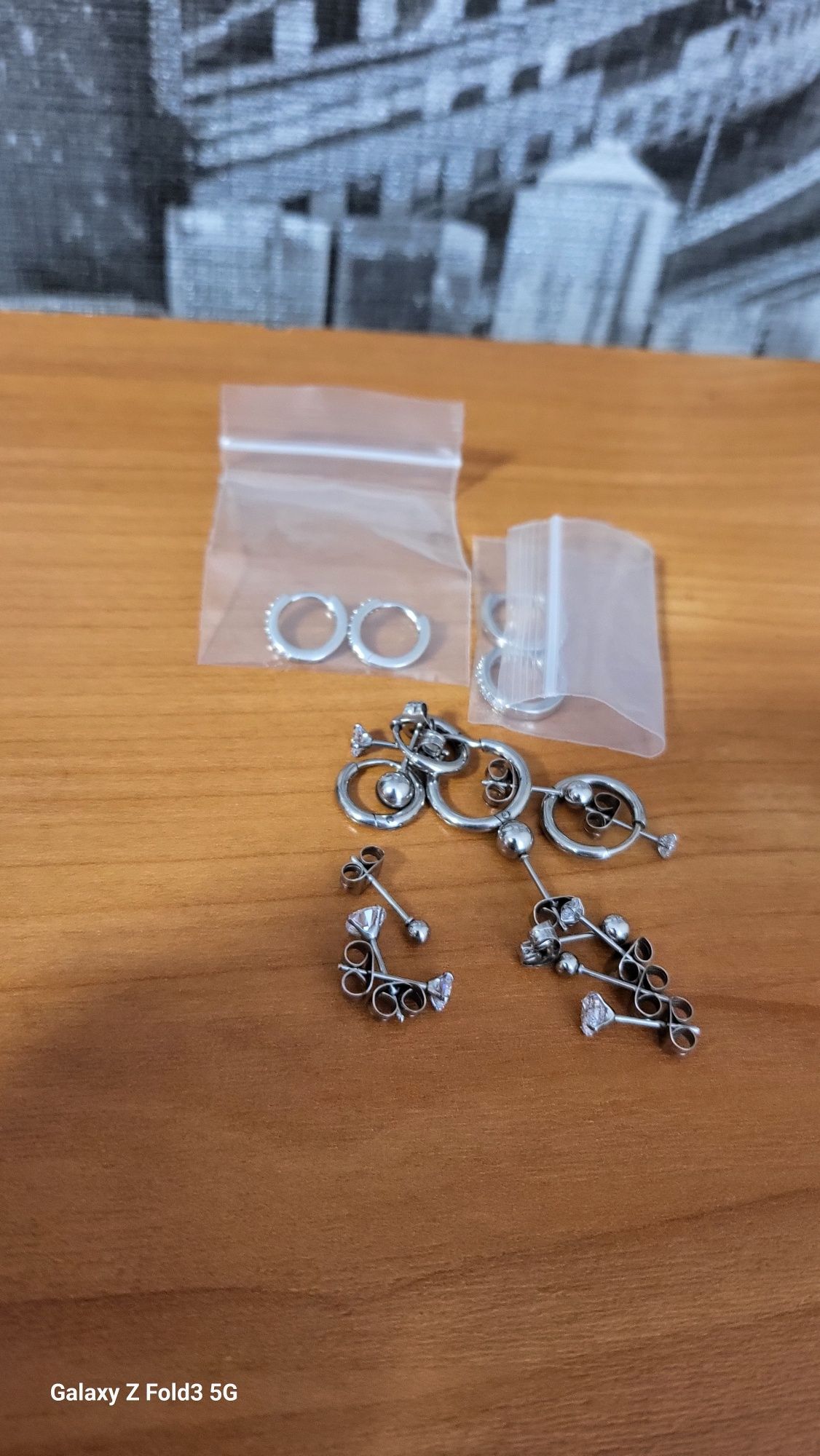 Продам пірсинг комплект Dochais дуже гарний