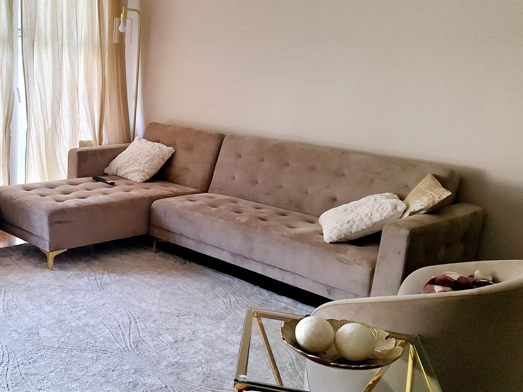 Sofá com Chaise Longe como novo