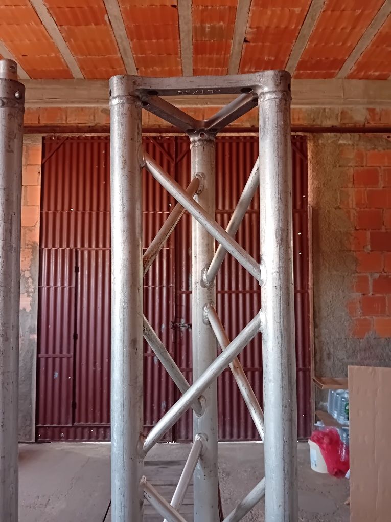 3 Truss 2 metros