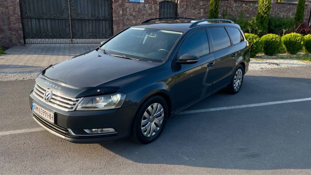 Volkswagen Passat B7 2011
