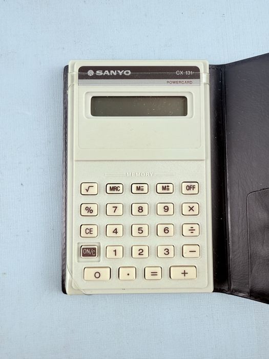 Stary kalkulator Sanyo CX-131